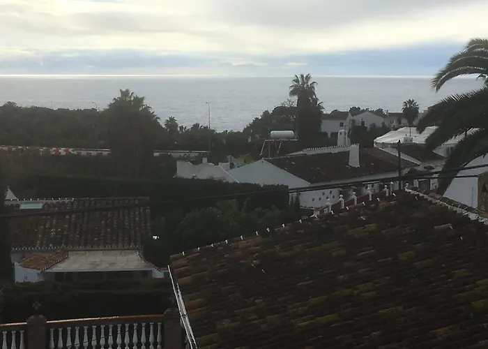 Bonita En Casa Palomas