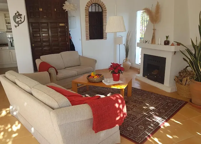 Bonita En Casa Palomas