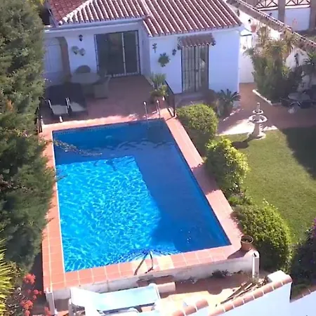 Bonita En Casa Palomas Villa Nerja