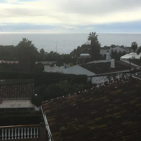 Bonita En Casa Palomas